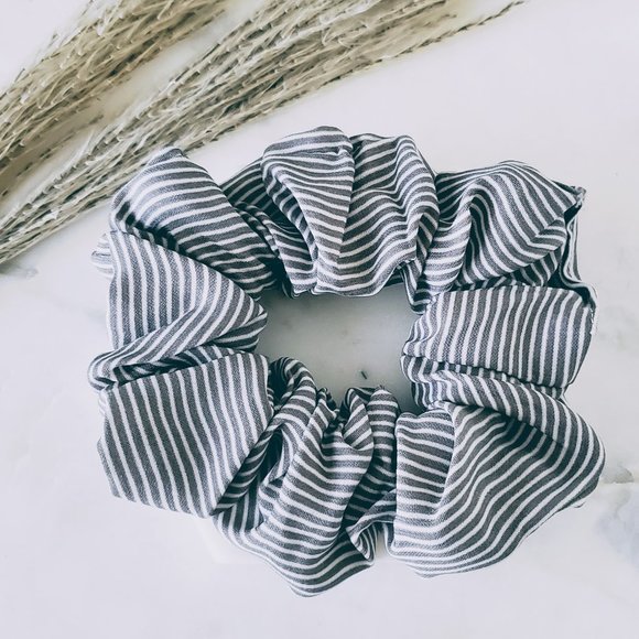 Accessories - 5 for $25 Pony Tail Holder Scrunchie Hair Tie